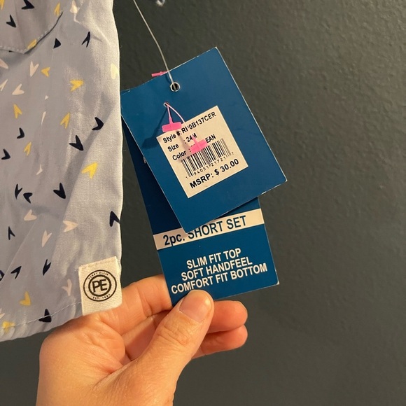 Perry Ellis Boy | Blue button down shirt with hearts | Size 24 Months # 1975 - Picture 5 of 7